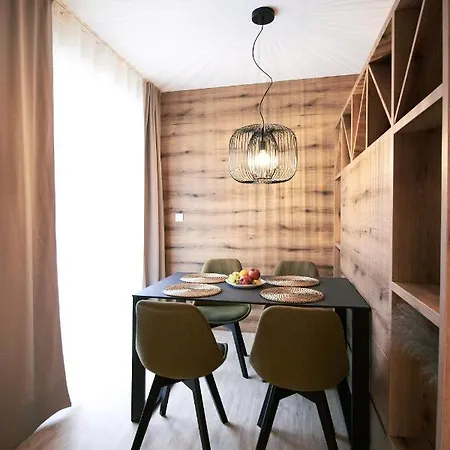 316 A 317 Apartman *